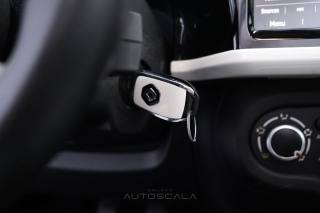 RENAULT Twingo usata, con USB