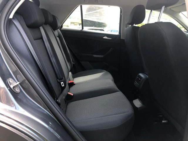 VOLKSWAGEN T-Roc usata, con Isofix