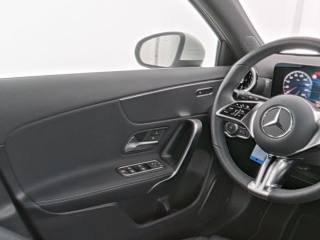 MERCEDES-BENZ A 180 usata, con Controllo automatico clima