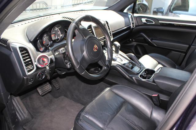 PORSCHE Cayenne usata, con Cerchi in lega
