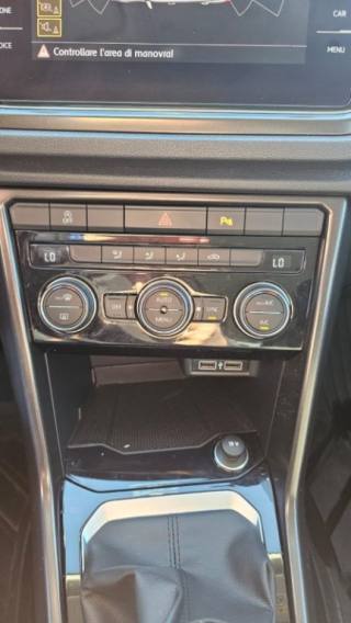 VOLKSWAGEN T-Roc usata, con Fendinebbia