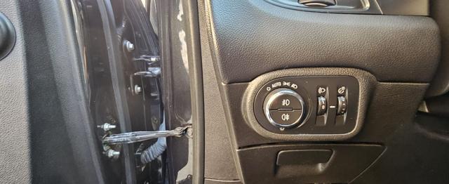 OPEL Zafira Tourer usata, con Touch screen