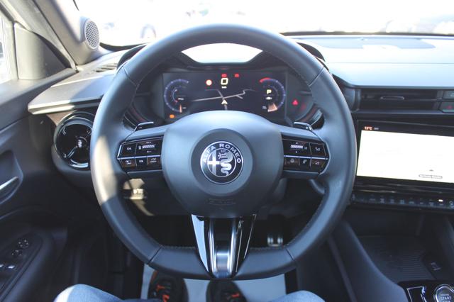 ALFA ROMEO Junior usata, con Regolazione elettrica sedili