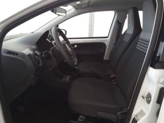 VOLKSWAGEN up! usata, con Alzacristalli elettrici