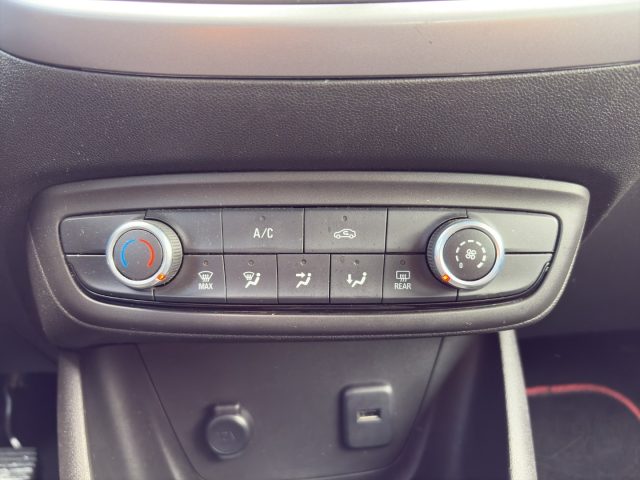 OPEL Crossland usata, con Telecamera per parcheggio assistito