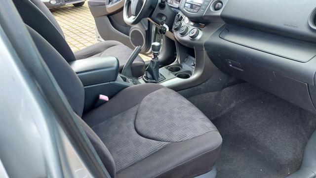 TOYOTA RAV 4 usata, con Controllo trazione