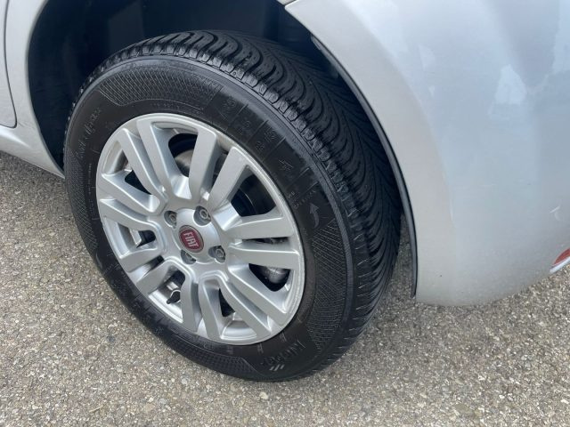 FIAT Punto usata, con Specchietti laterali elettrici