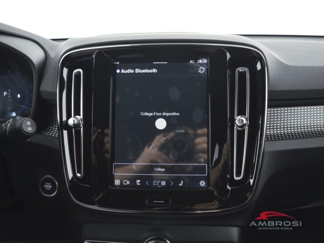 VOLVO XC40 usata 14