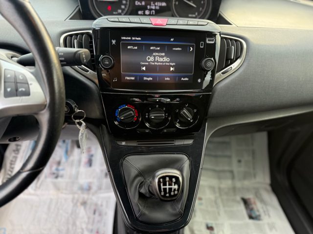 LANCIA Ypsilon usata, con Sensori di parcheggio posteriori