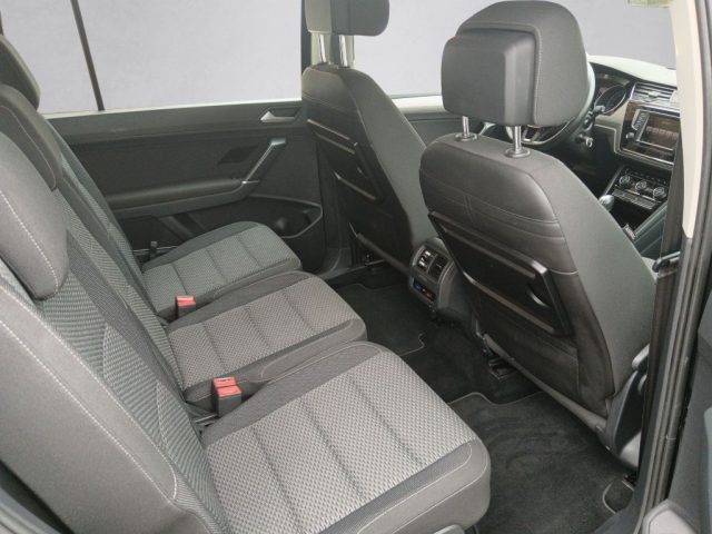 VOLKSWAGEN Touran usata, con Chiusura centralizzata
