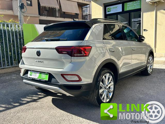 VOLKSWAGEN T-Roc usata 11