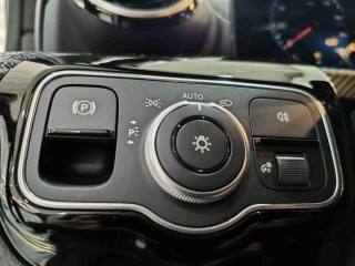 MERCEDES-BENZ CLA 180 usata, con Sensore di pioggia