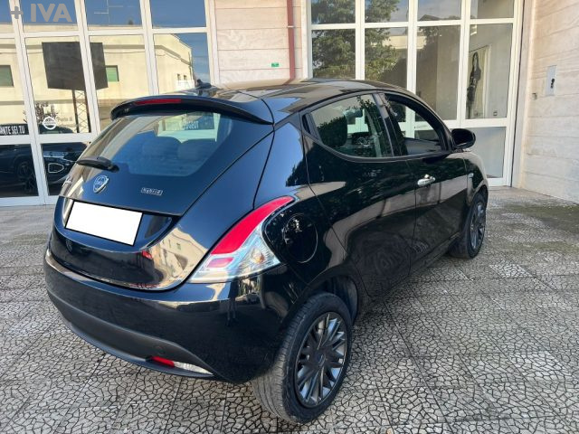 LANCIA Ypsilon usata 13