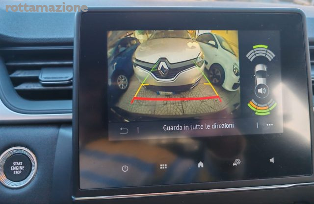 RENAULT Captur usata, con USB