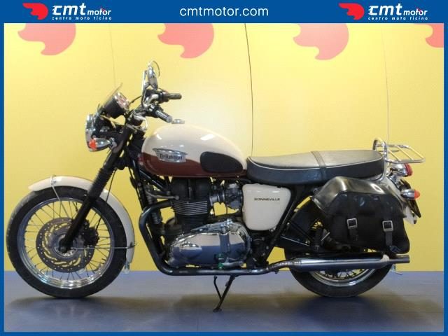 TRIUMPH Bonneville T100 usata 2