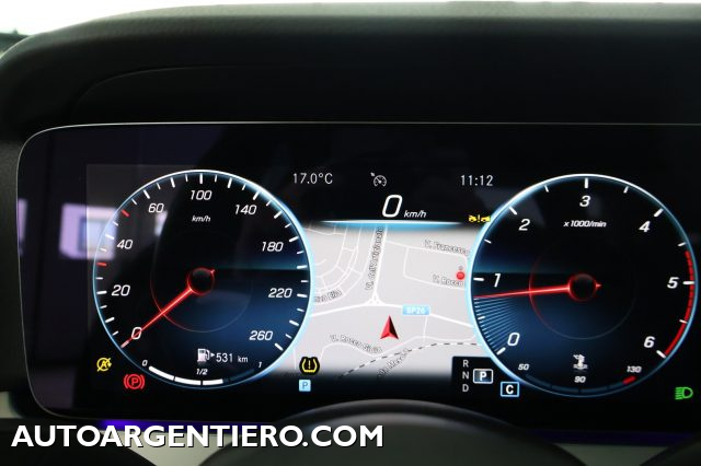 MERCEDES-BENZ E 200 usata, con Specchietti laterali elettrici