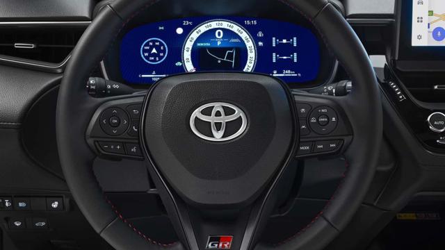TOYOTA Corolla Cross usata, con Sensori di parcheggio posteriori