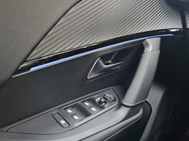 PEUGEOT 2008 usata, con MP3