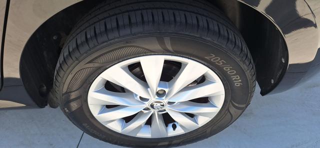 SKODA Kamiq usata, con Autoradio