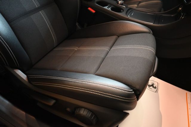 MERCEDES-BENZ GLA 180 usata 65