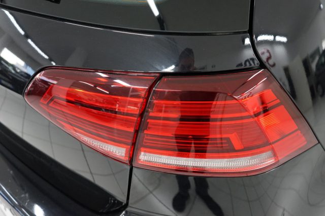 VOLKSWAGEN Golf usata, con Sensori di parcheggio posteriori