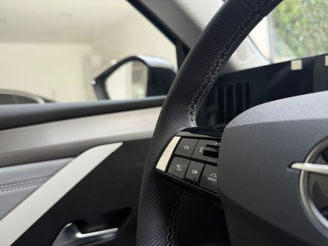 OPEL Astra usata, con Fari Xenon