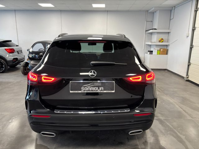 MERCEDES-BENZ GLA 180 usata, con Alzacristalli elettrici
