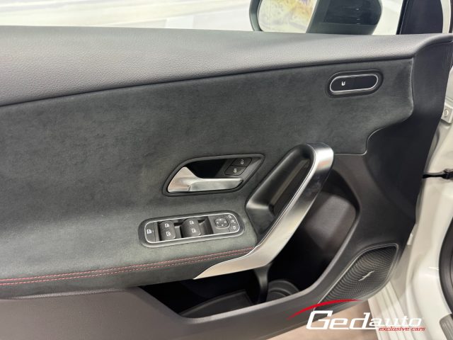 MERCEDES-BENZ A 180 usata, con Controllo automatico clima