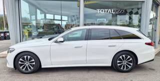 MERCEDES-BENZ E 220 usata, con Alzacristalli elettrici