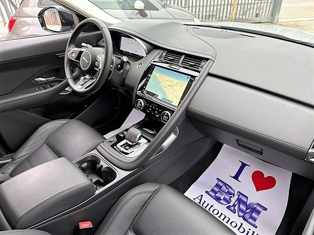 JAGUAR E-Pace usata, con Boardcomputer