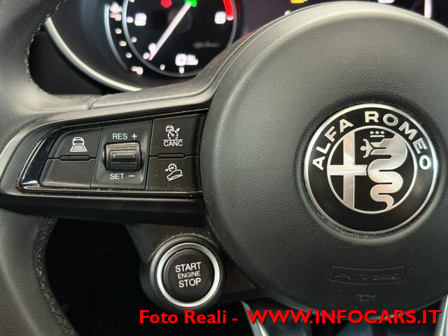 ALFA ROMEO Stelvio usata, con Autoradio digitale