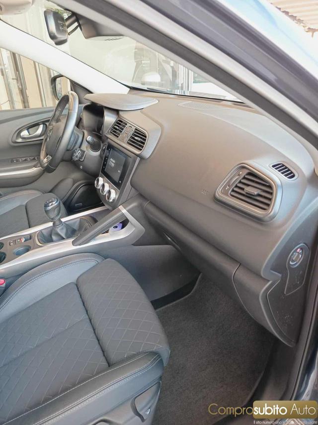 RENAULT Kadjar usata 24