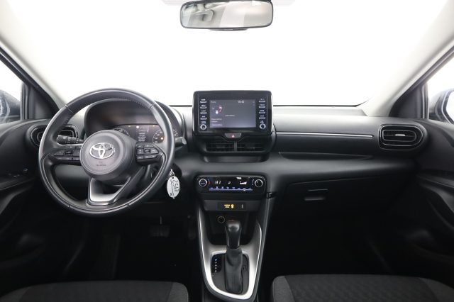 TOYOTA Yaris usata 4