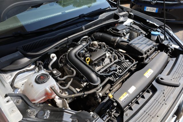 VOLKSWAGEN Taigo usata 154