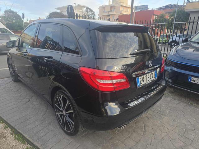 MERCEDES-BENZ B 180 usata, con Alzacristalli elettrici