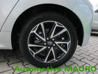 TOYOTA Yaris usata, con Airbag testa
