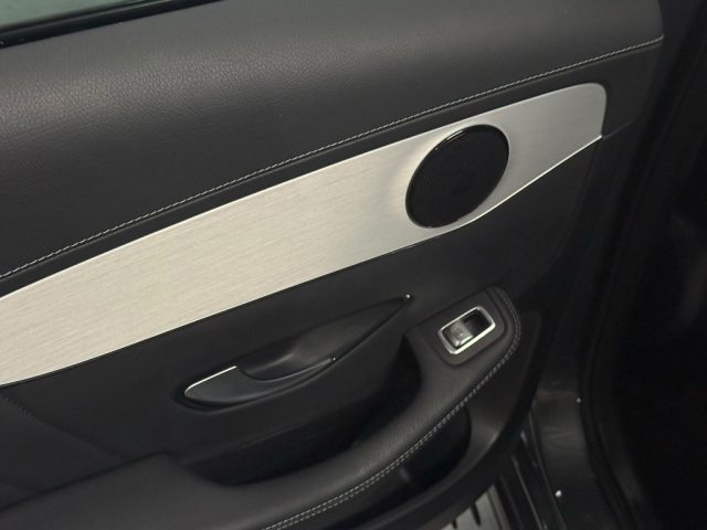 MERCEDES-BENZ GLC 220 usata 24