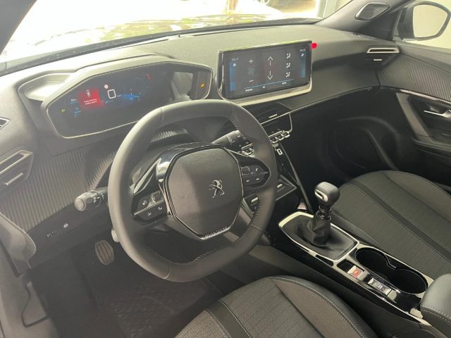 PEUGEOT 2008 usata, con Cruise Control