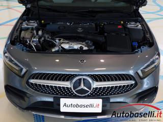 MERCEDES-BENZ A 200 usata, con Touch screen