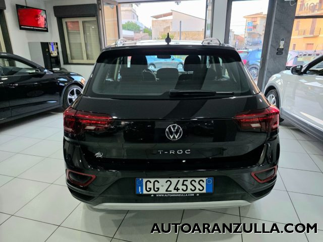 VOLKSWAGEN T-Roc usata, con Alzacristalli elettrici