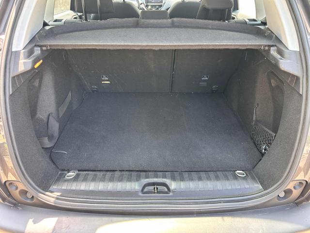 PEUGEOT 2008 usata, con Park Distance Control