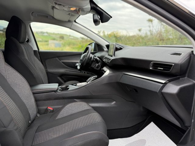 PEUGEOT 3008 usata, con Luci diurne LED