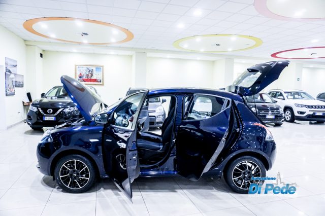 LANCIA Ypsilon usata, con Cronologia tagliandi