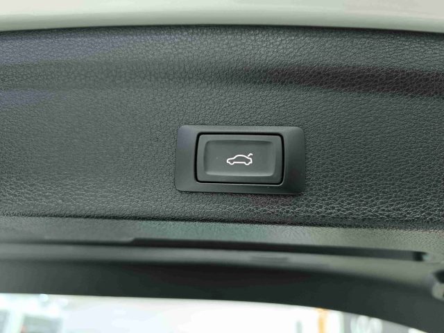 AUDI Q3 usata, con Specchietti laterali elettrici