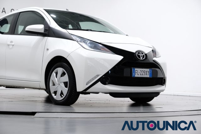 TOYOTA Aygo usata 39