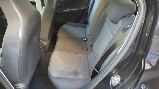 VOLKSWAGEN up! usata, con Controllo trazione