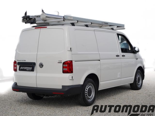 VOLKSWAGEN Transporter usata, con Autoradio