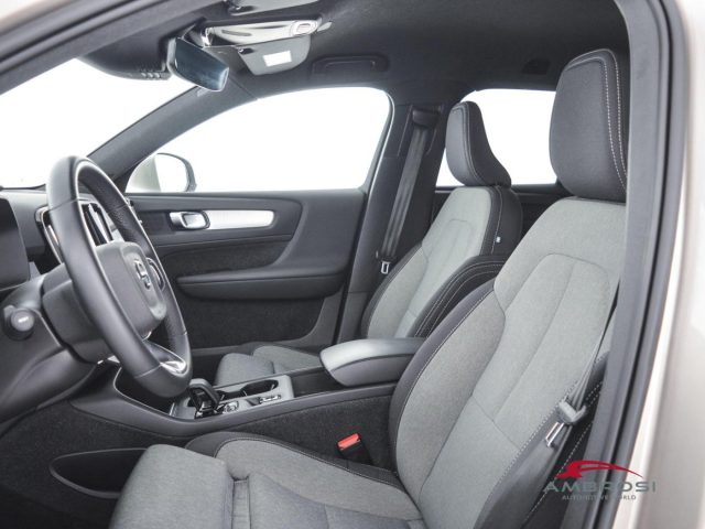VOLVO XC40 usata 8