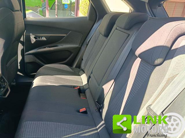 PEUGEOT 3008 usata, con Park Distance Control