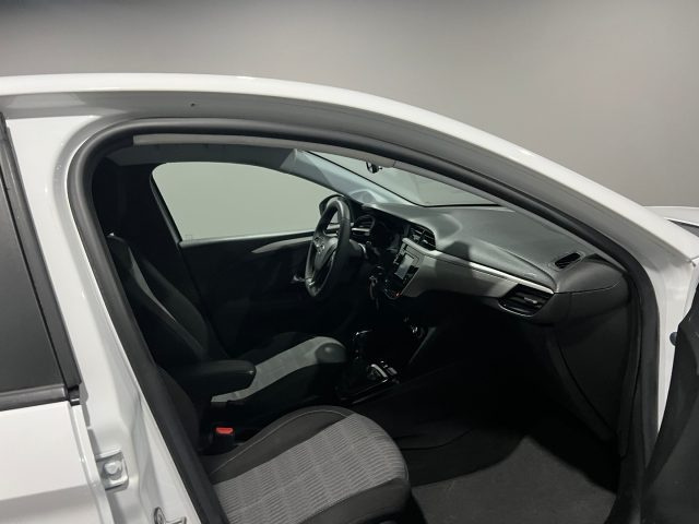 OPEL Corsa usata, con Climatizzatore